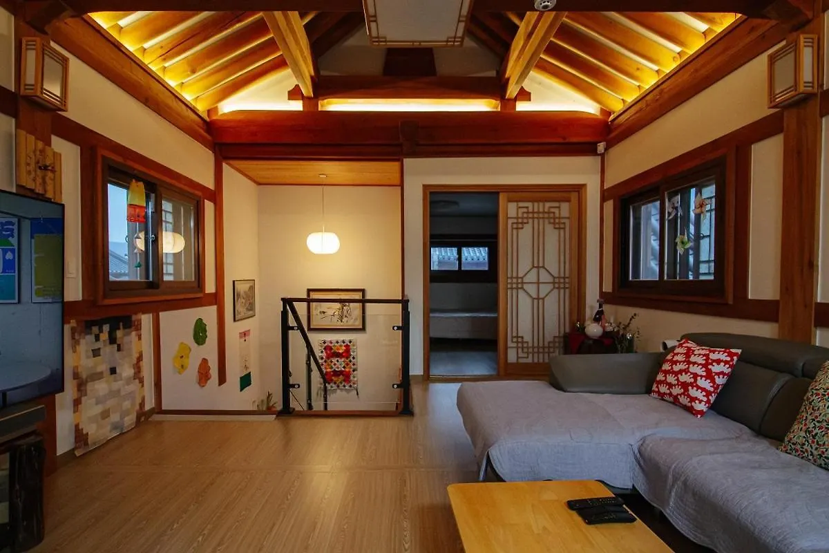 Eunpyeong Hanok Pyeonganchae 서울특별시 0*,